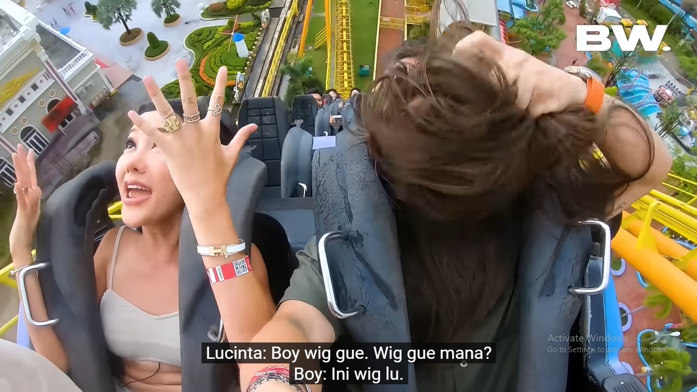 Wig nya Terlepas, Lucinta Luna Mengamuk!!!