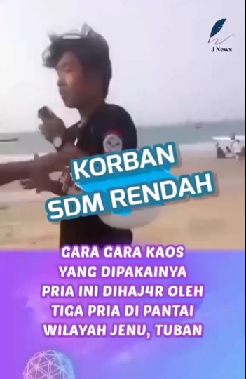 Gara Gara Kaos Yang Dipakainya Pria Ini Di Hajar Oleh Tiga Pria Di Pantai Wilayah Jenu Tuban.