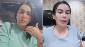 Viral! Selebgram Ratu Entok dituding lakukan penistaan agama Kristiani di video TikTok. Skandal ini buat netizen geram! Baca selengkapnya di sini!