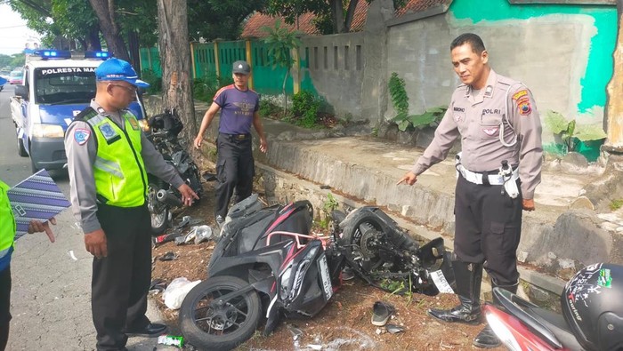 Adu Banteng Aerox Vs Revo di Secang Magelang, 1 Orang Tewas